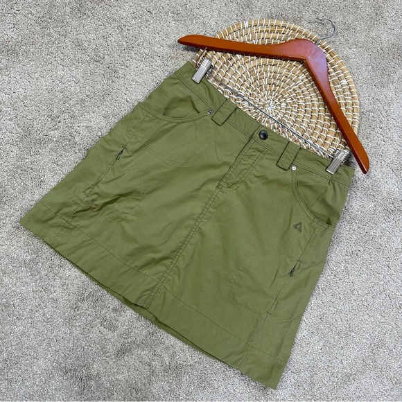 Ascend Women’s Mini Skirt Skorts Lined Outdoor Camping in Green Size 4 - Picture 1 of 14